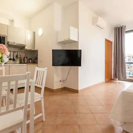 Alessia'S Flat- Affori 4 *